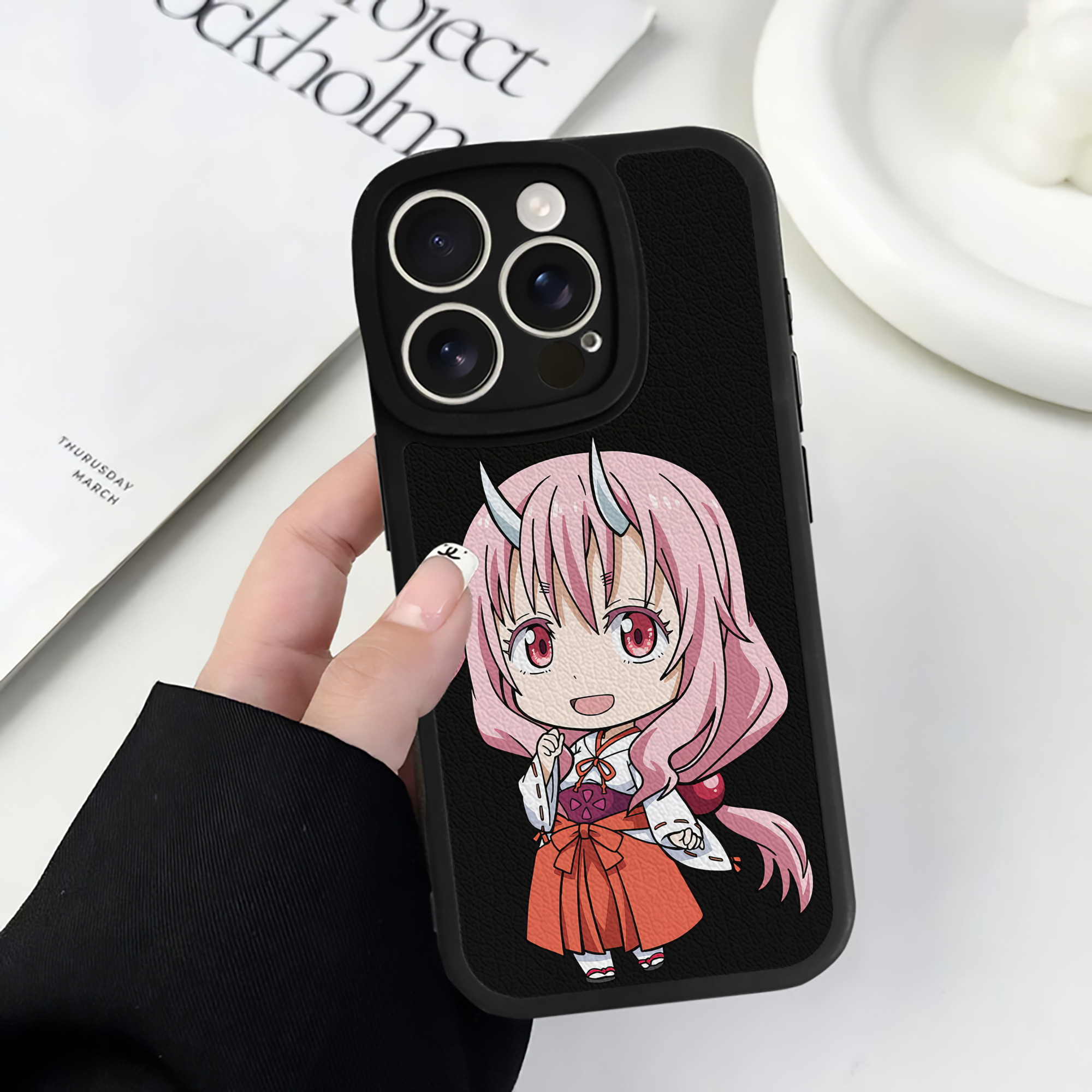（画像用） 転スラ Regarding Reincarnated to Slime 【iPhone 16シリーズ対応】シリコンスマホケース（レザー調） 材質：シリコン